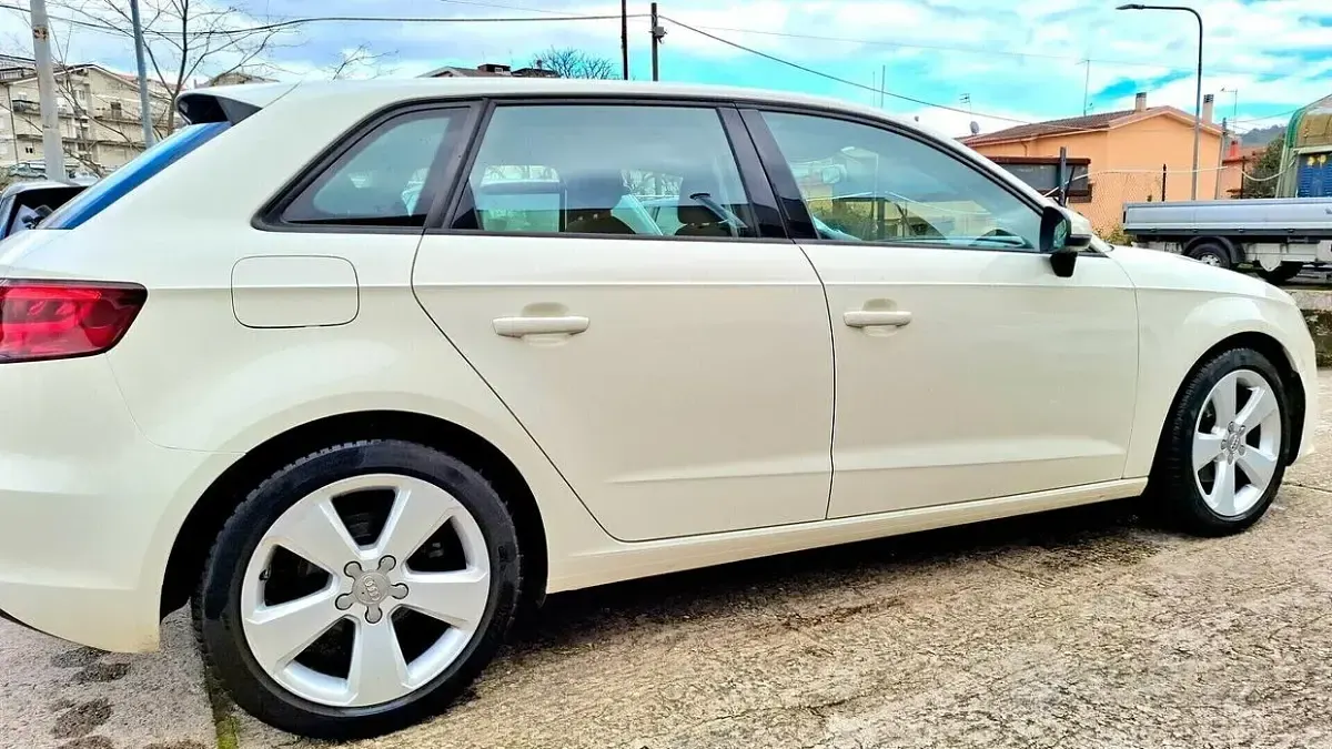 Usata Audi A3 Ambition 150 CV (110 kW) 2013 Bianco Berlina