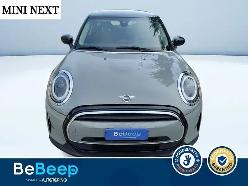 Usata Mini Cooper Essential 136 CV (100 kW) 2022 Grigio metallizzato Utilitaria