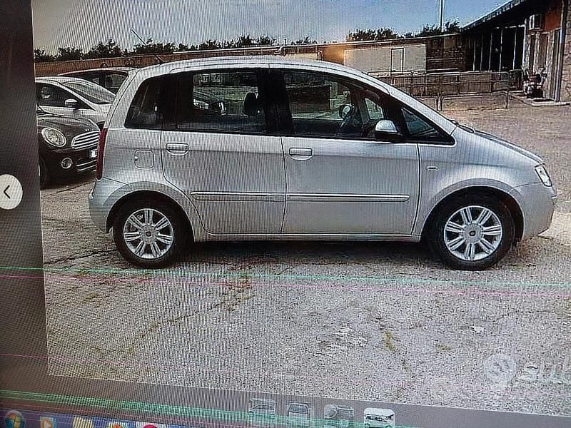 Usata Fiat Idea Dynamic 2006 Grigio Monovolume