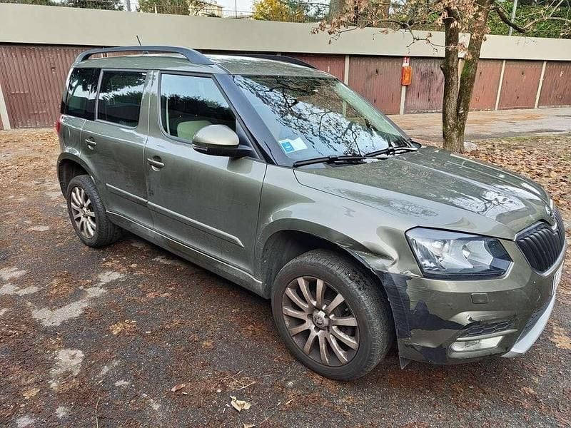 Usata Skoda Yeti Style 105 CV (77 kW) 2016 SUV