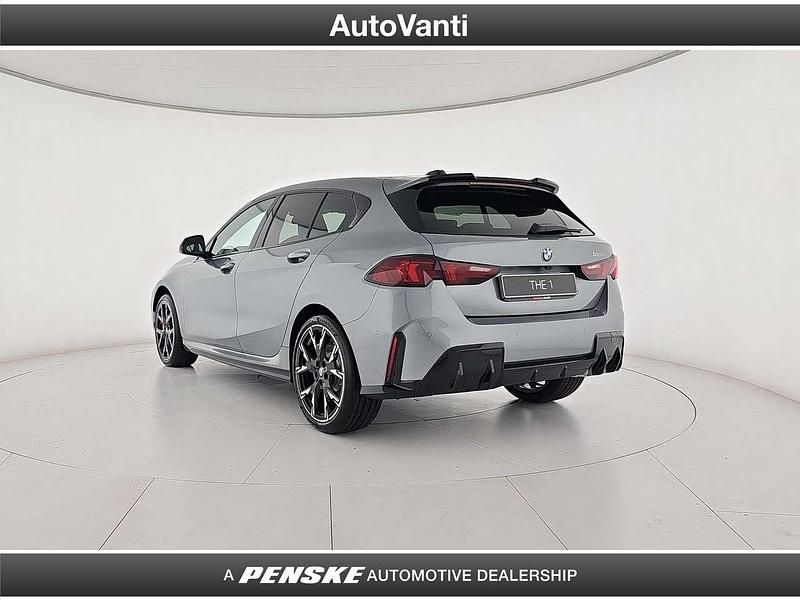 Nuova BMW 120 M Sport 163 CV (119 kW) 2026 Grigio Utilitaria