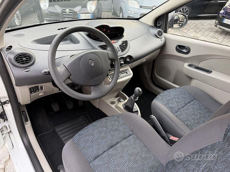 Usata Renault Twingo Dynamique 60 CV (44 kW) 2008 Bianco Utilitaria