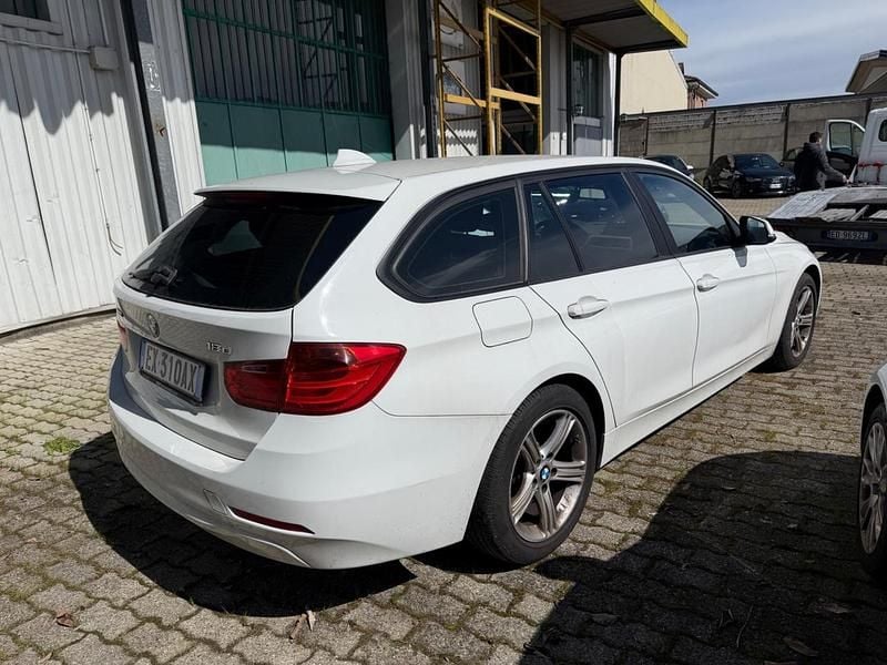 Usata BMW 318 M Sport 142 CV (104 kW) 2014 Bianco Station wagon