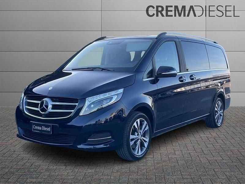 Usata Mercedes V250 Premium 190 CV (139 kW) 2016 Blu/azzurro Monovolume