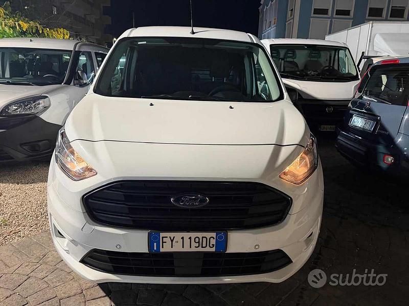 Usado Ford Transit Connect Trend 120 CV (88 kW) 2019 Blanco Monovolumen