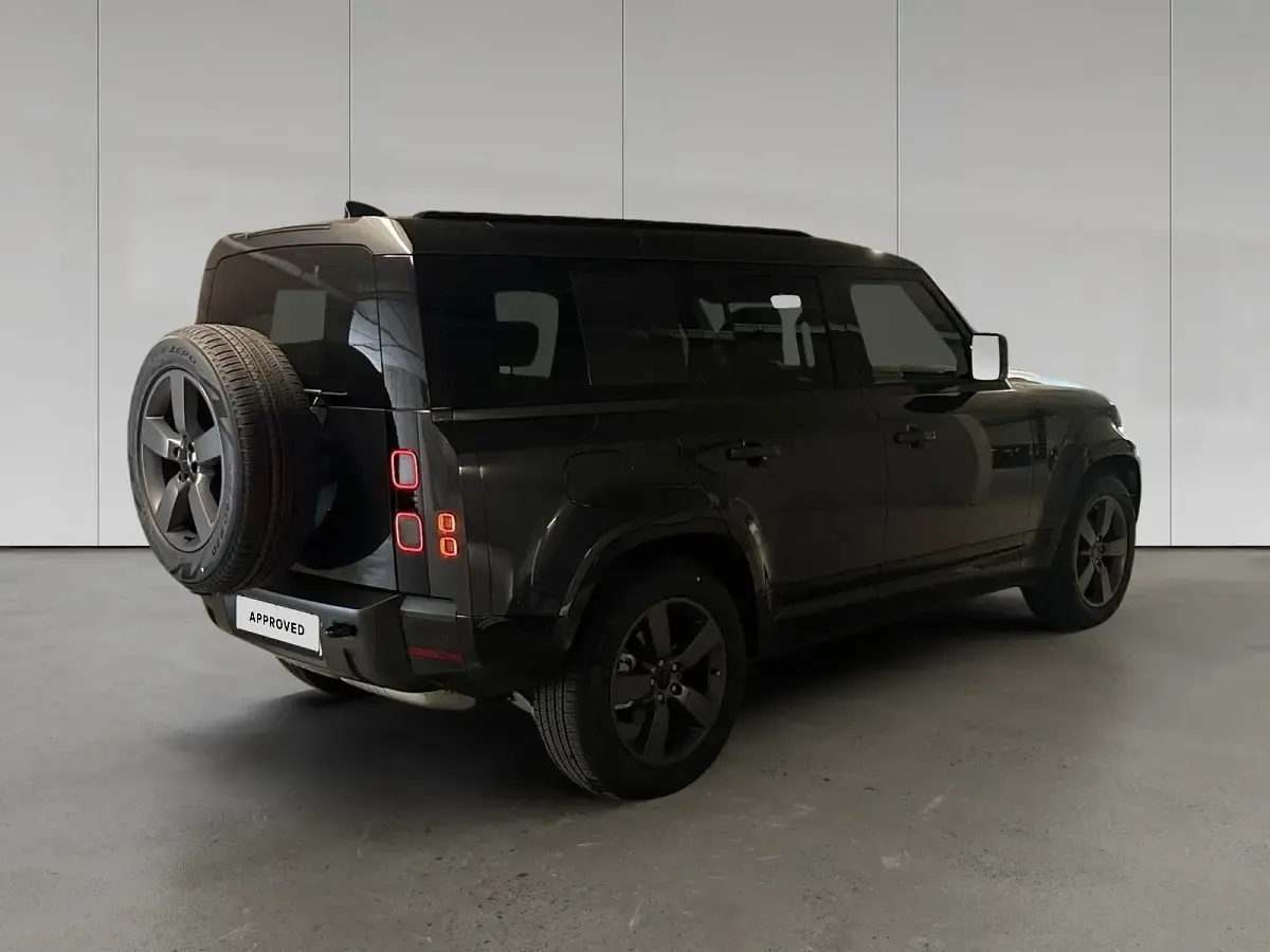Nuova Land Rover Defender SE Dynamic 200 CV (147 kW) 2026 Carpathian grey SUV