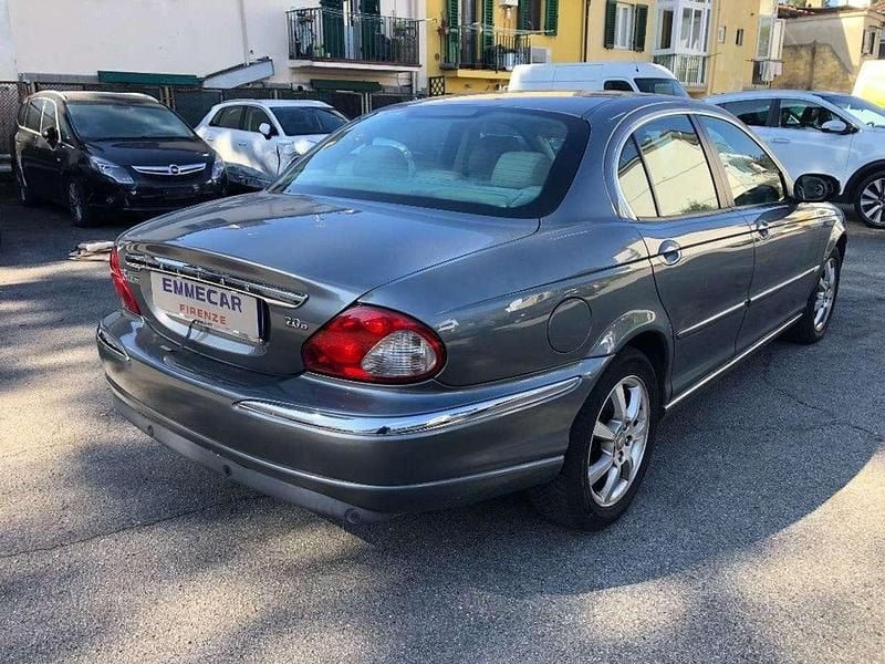 Usata Jaguar X-type Executive 131 CV (96 kW) 2005 Antracite Berlina