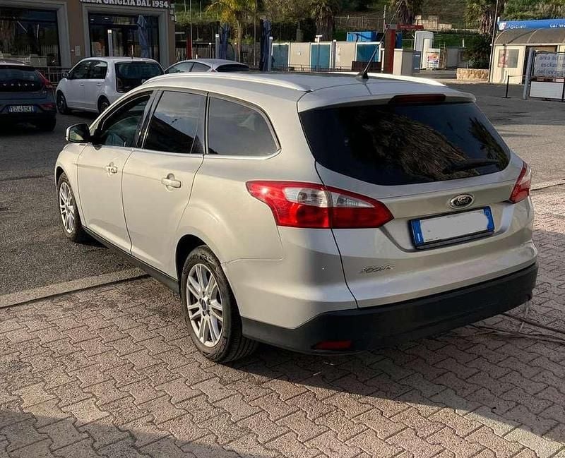 Usata Ford Focus Titanium 116 CV (85 kW) 2013 Argento Station wagon