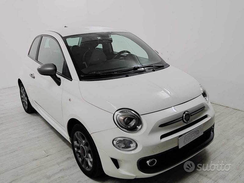 Usata Fiat 500 Lounge 69 CV (50 kW) 2018 Bianco Utilitaria