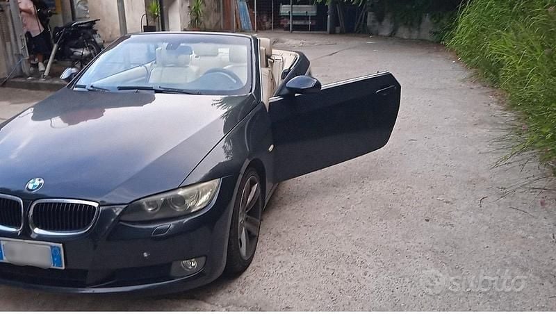 Nero Usata 2009 BMW 320 Cabriolet Cabrio | 4500 € (Super prezzo) - Immagine 1/4