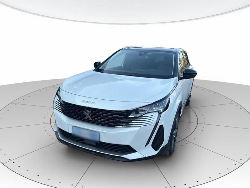 Usata Peugeot 5008 Allure 131 CV (96 kW) 2022 Bianco SUV