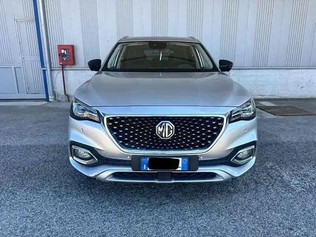 Usata MG HS Luxury 162 CV (119 kW) 2023 Argento SUV