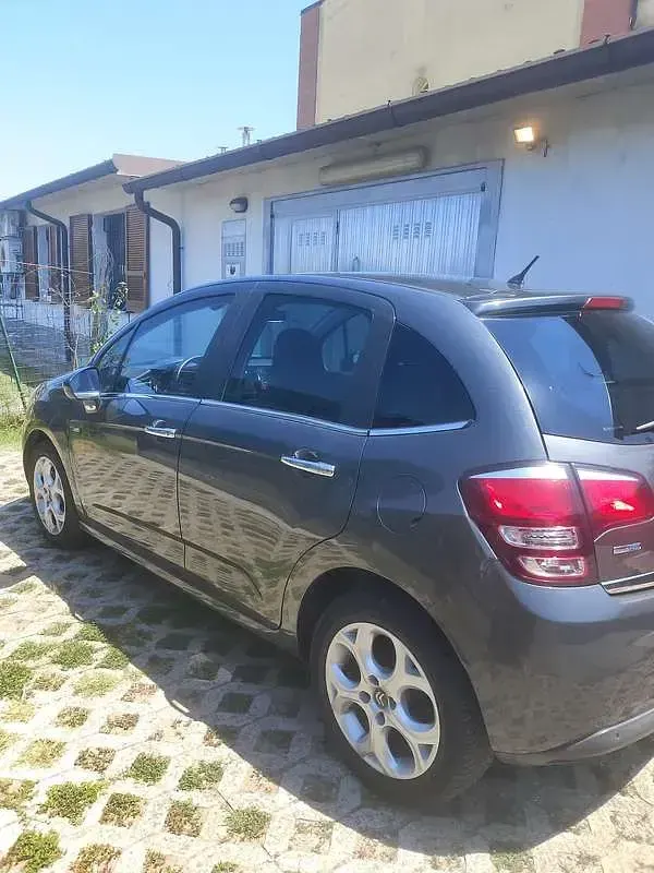 Usata Citroën C3 Exclusive 75 CV (55 kW) 2016 Berlina