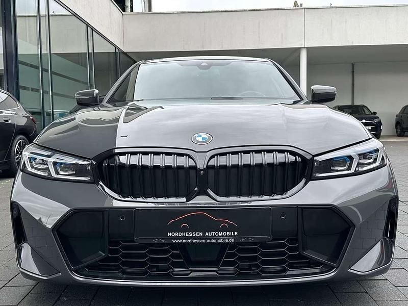 Begagnad BMW 320 M Sport 190 HK (139 kW) 2024 Svart Sedan