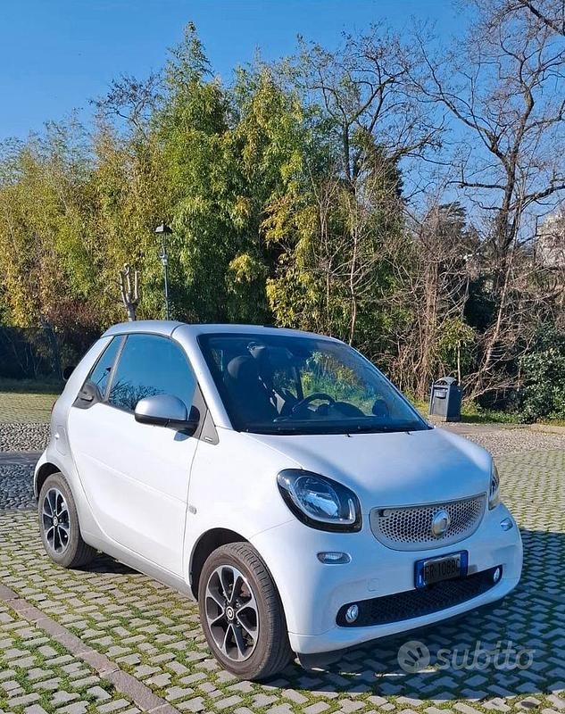 Usata Smart ForFour 2018 Bianco Utilitaria