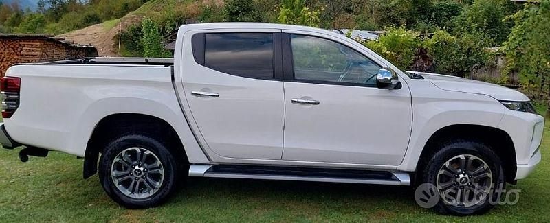 Usata Mitsubishi L200 181 CV (133 kW) 2020 Bianco Pick-up
