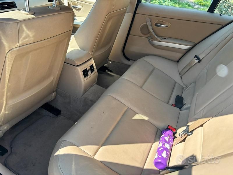 Usata BMW 320 177 CV (130 kW) 2011 Station wagon