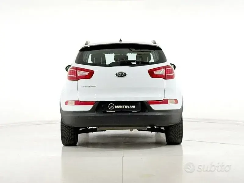 Usata Kia Sportage Plus 135 CV (99 kW) 2012 Bianco SUV