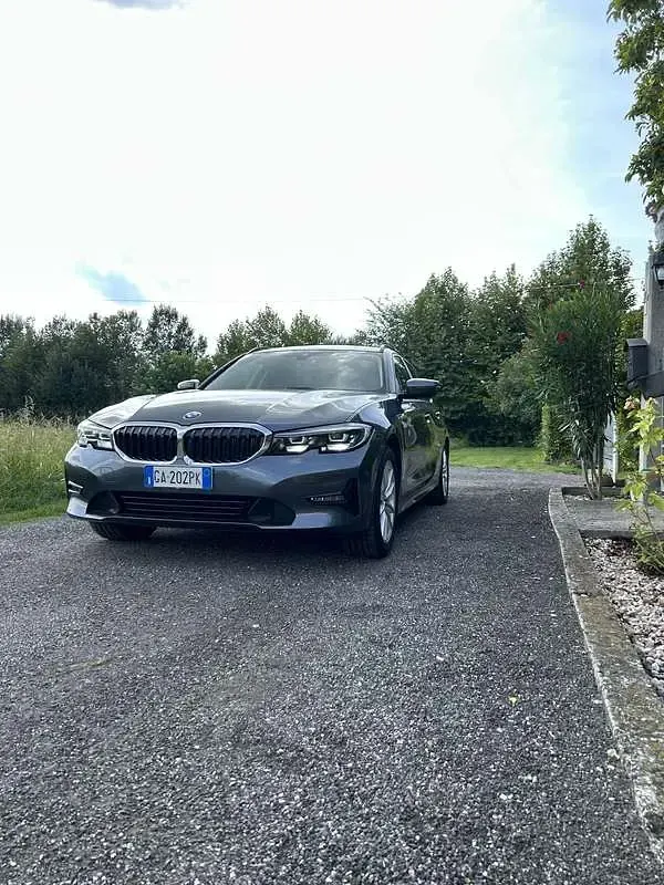 Usata BMW 318 Advantage 150 CV (110 kW) 2020 Station wagon