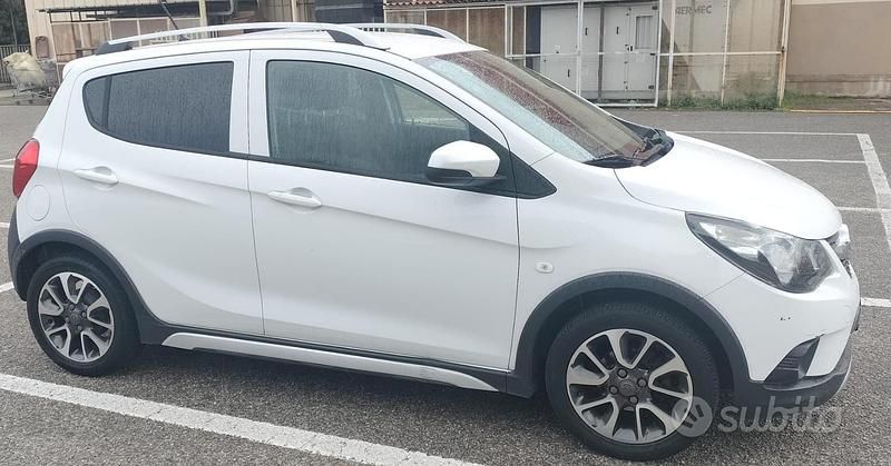 Occasion Opel Karl Rocks 73 PK (53 kW) 2018 Wit Hatchback