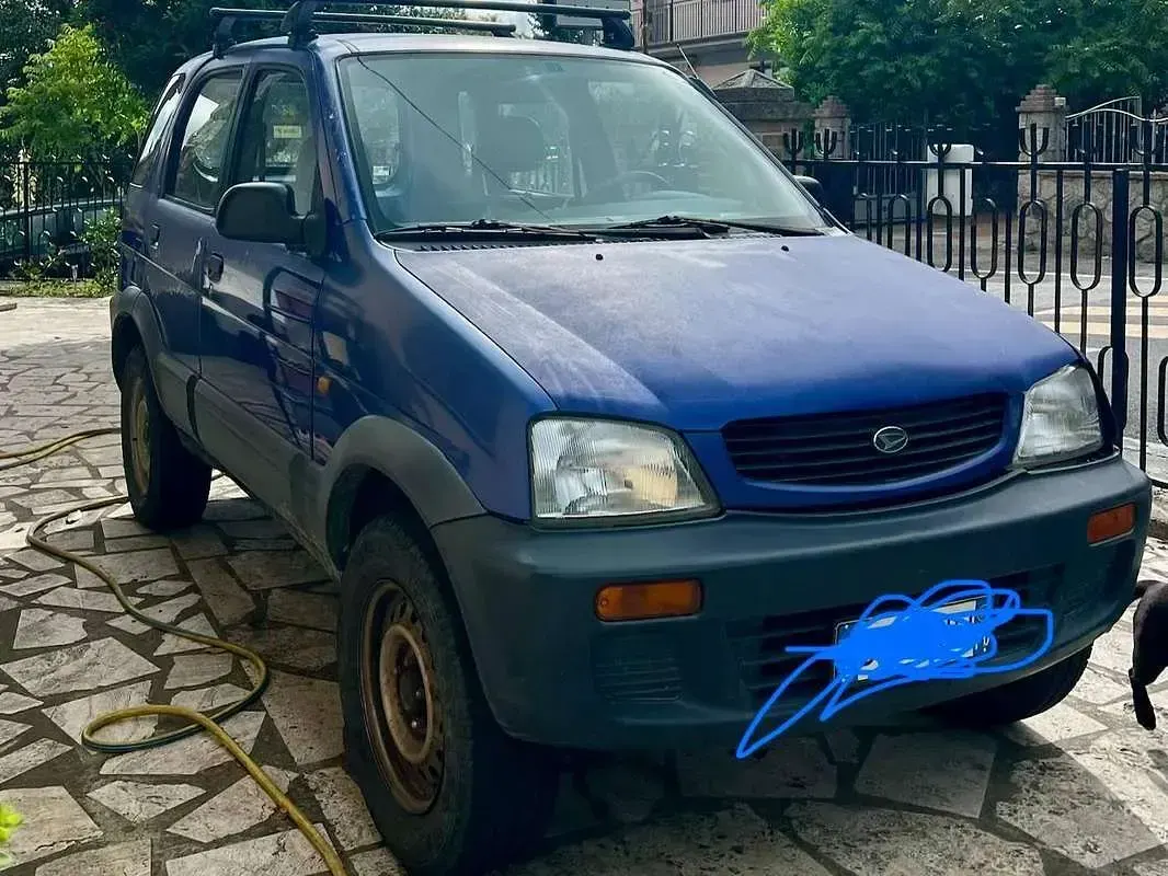 Usata Daihatsu Terios 86 CV (63 kW) 1999 Blu/azzurro SUV