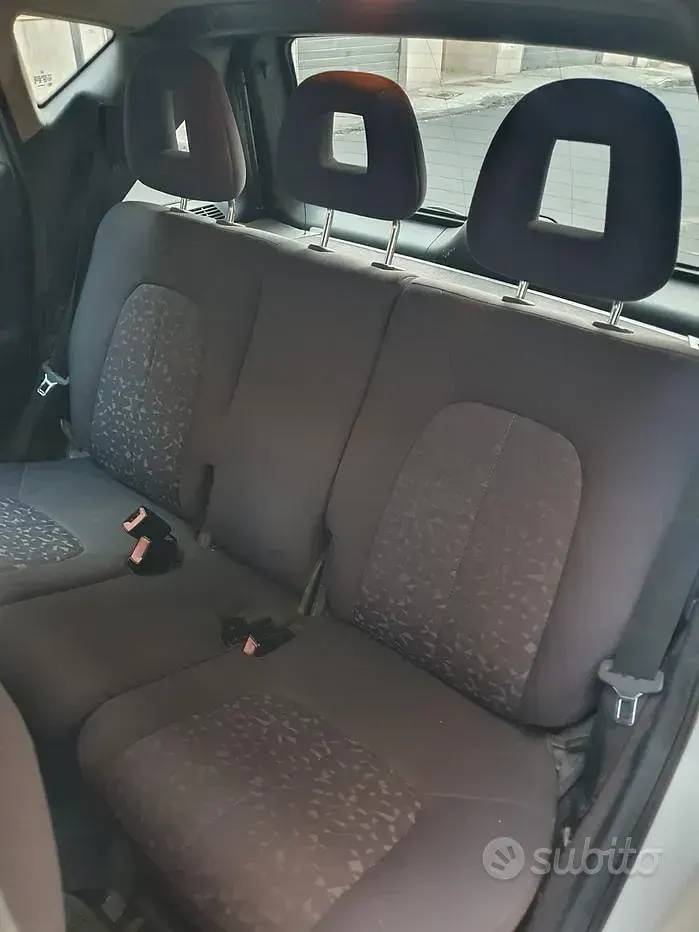 Usata Mercedes A170 116 CV (85 kW) 2004 Grigio Monovolume