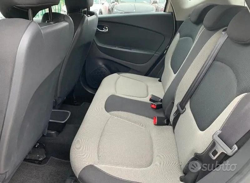 Usata Renault Captur 90 CV (66 kW) 2013 Marrone SUV