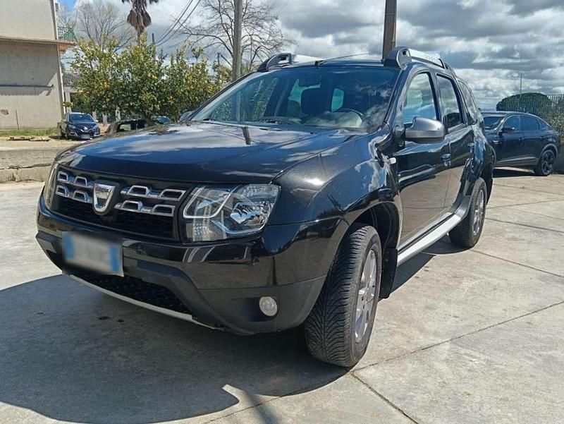 Usata Dacia Duster Lauréate 110 CV (80 kW) 2014 Nero SUV