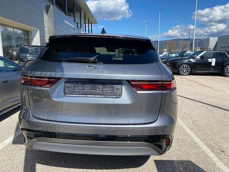 Usata Jaguar F-Pace R-Dynamic 163 CV (119 kW) 2023 Grigio SUV