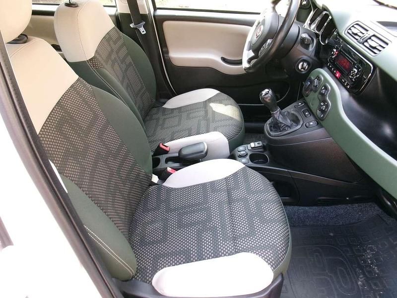 Usata Fiat Panda 4x4 S 95 CV (69 kW) 2016 Bianco Utilitaria