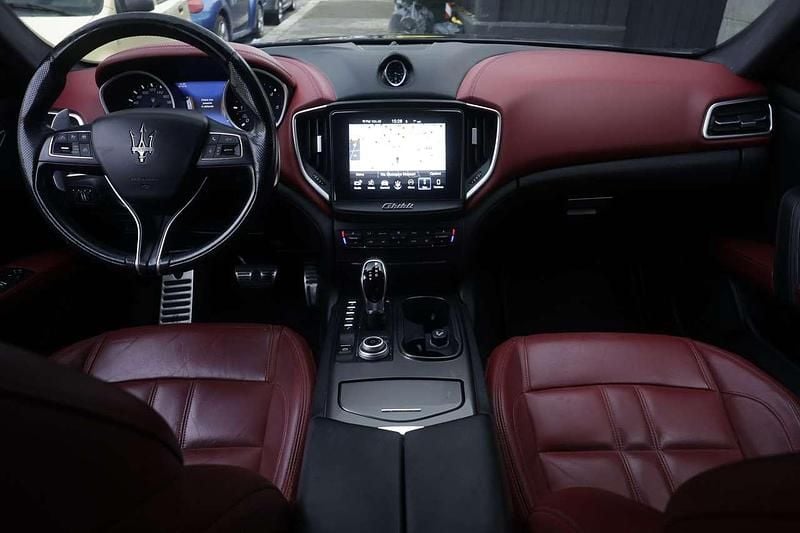 Usata Maserati Ghibli 250 CV (183 kW) 2018 Nero Berlina