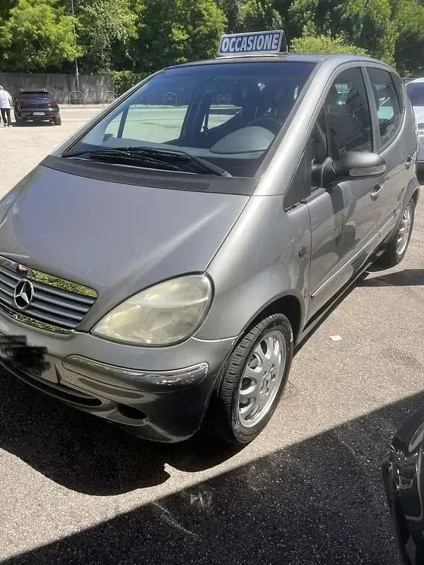 Usata Mercedes A160 Elegance 102 CV (75 kW) 2004 Grigio Monovolume