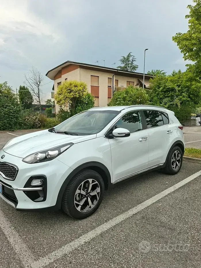 Usata Kia Sportage 115 CV (84 kW) 2019 Bianco SUV