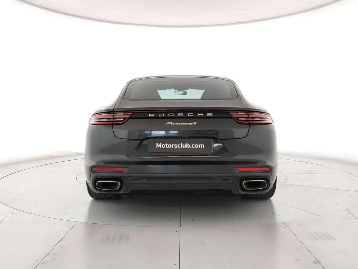 Usata Porsche Panamera 4 E-Hybrid 330 CV (242 kW) 2017 Grigio Utilitaria