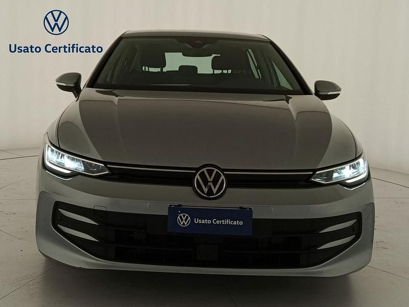 Usata VW Golf VIII Life 115 CV (84 kW) 2025 Grigio Berlina