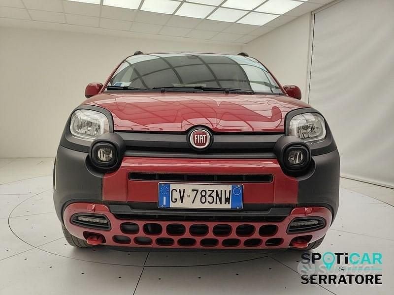 Usata Fiat Panda Cross Cross 69 CV (50 kW) 2024 Rosso Utilitaria