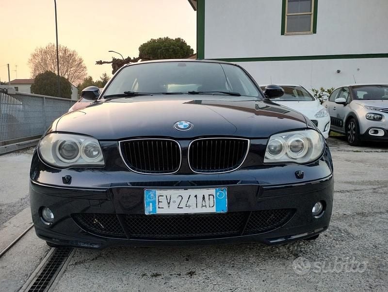 Usata BMW 120 163 CV (119 kW) 2006 Blu Utilitaria