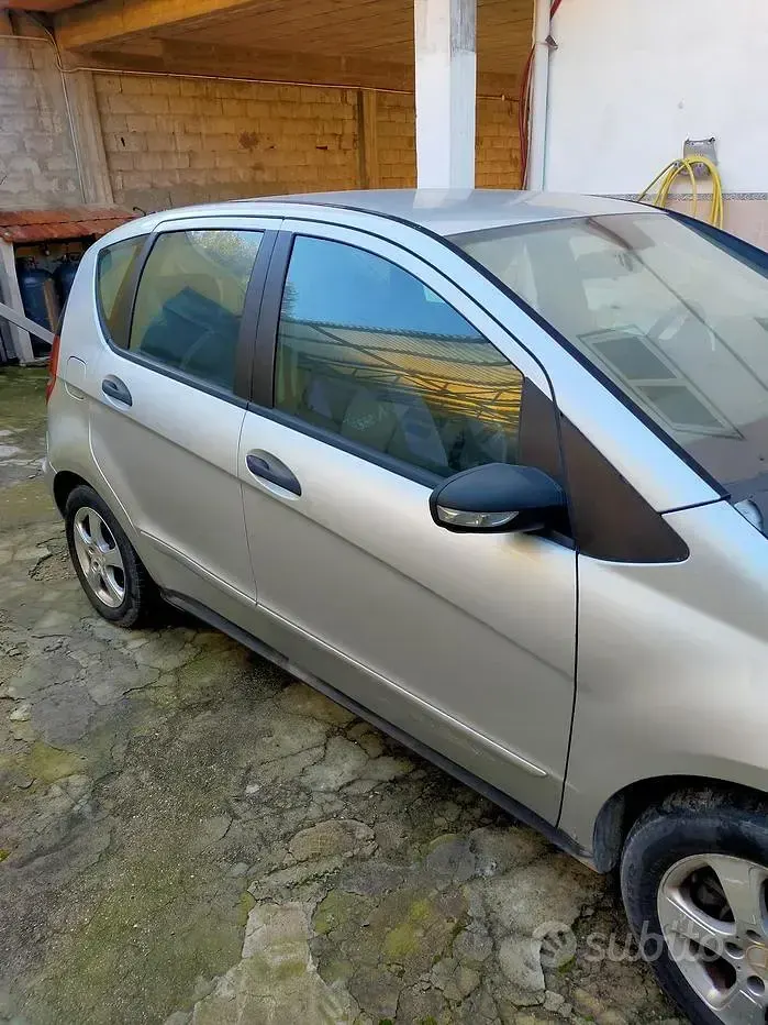 Usata Mercedes A160 82 CV (60 kW) 2007 Grigio Monovolume