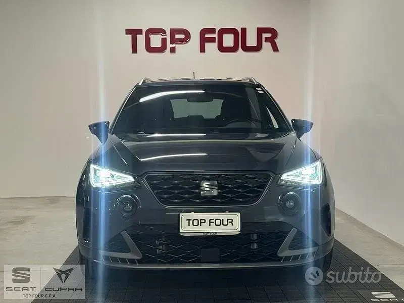 Usata Seat Arona FR 95 CV (69 kW) 2025 Grigio SUV