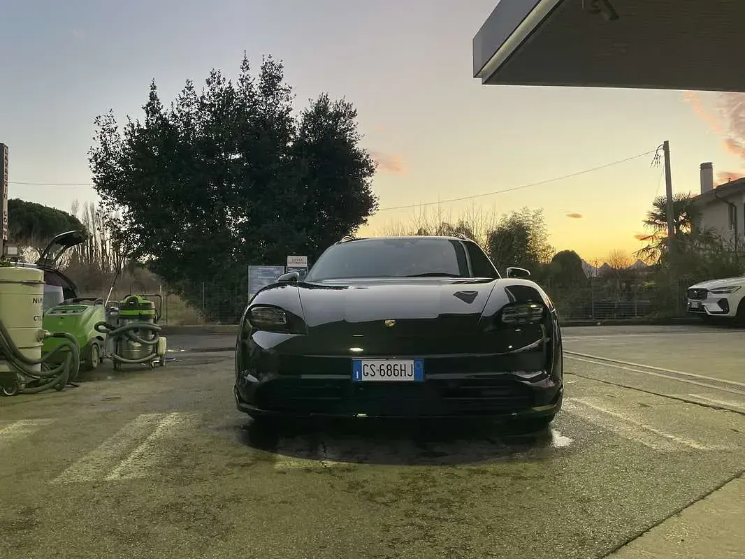Usata Porsche Taycan 4 Cross Turismo Cross Turismo 139 kW (190 CV) 2023 Station wagon