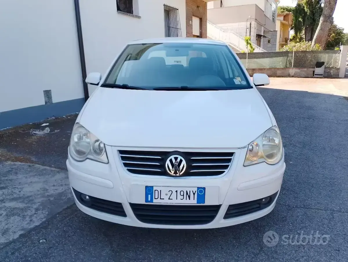 Usata VW Polo 75 CV (55 kW) 2008 Bianco Utilitaria
