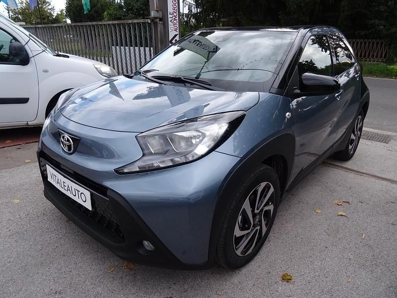 Nuova Toyota Aygo X Trend 72 CV (52 kW) 2025 Grigio SUV