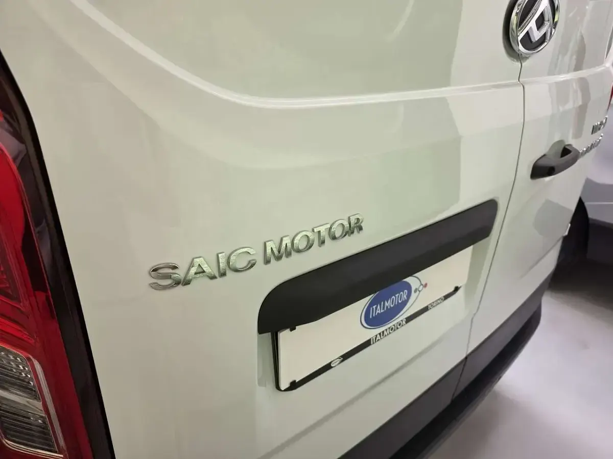 Usata Maxus V90 150 CV (110 kW) 2023 Bianco Furgone