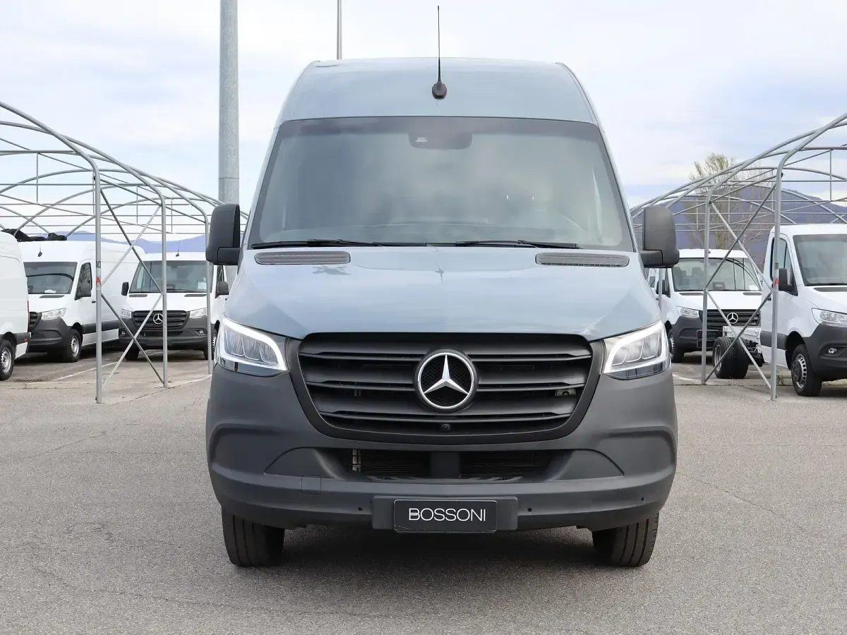 Usata Mercedes Sprinter 2023 Grigio Furgone