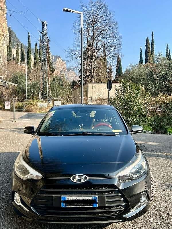 Usata Hyundai i20 75 CV (55 kW) 2017 Nero Utilitaria