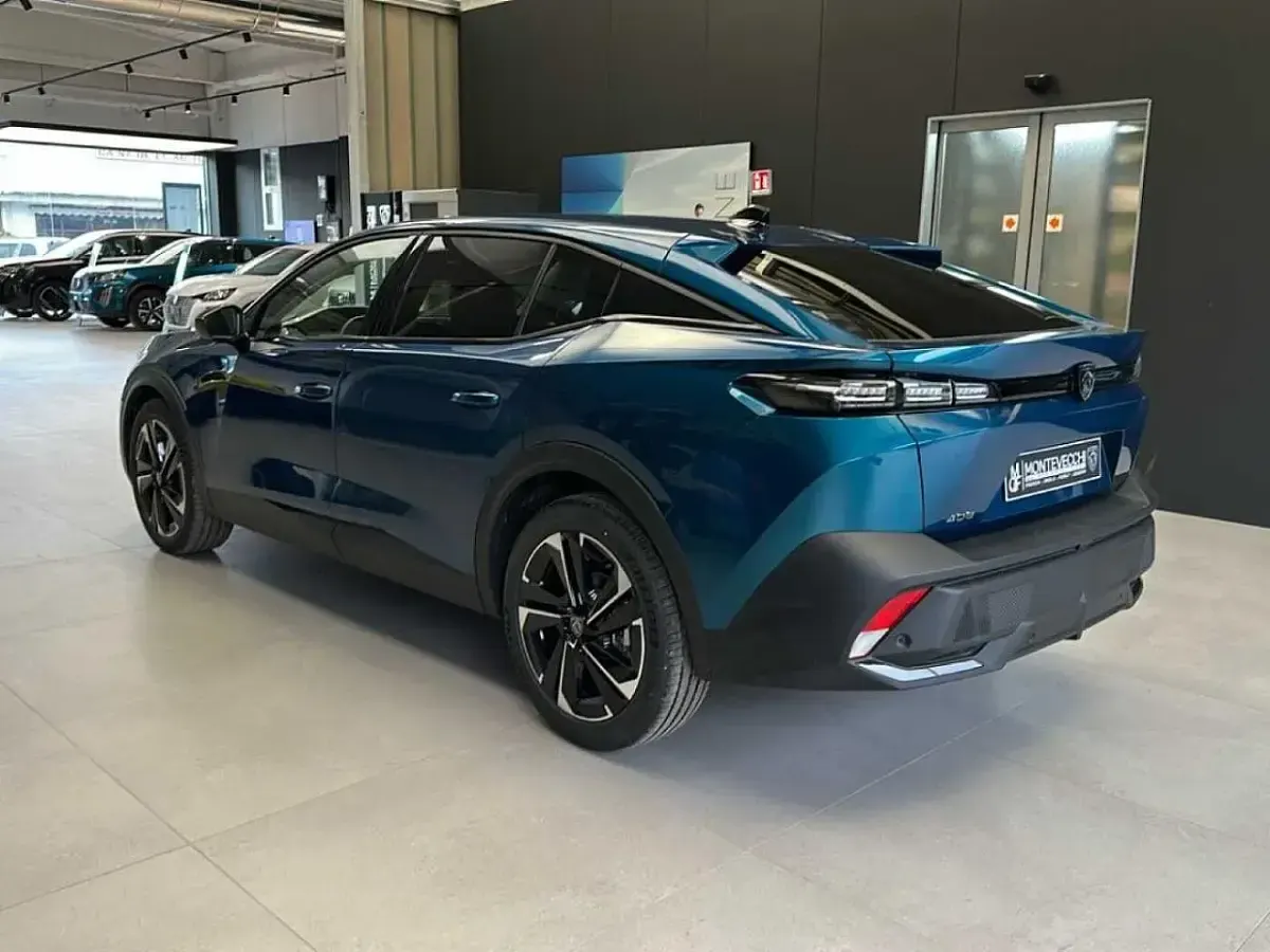 Nuova Peugeot 408 Allure 77 CV (56 kW) 2026 Blu/azzurro SUV