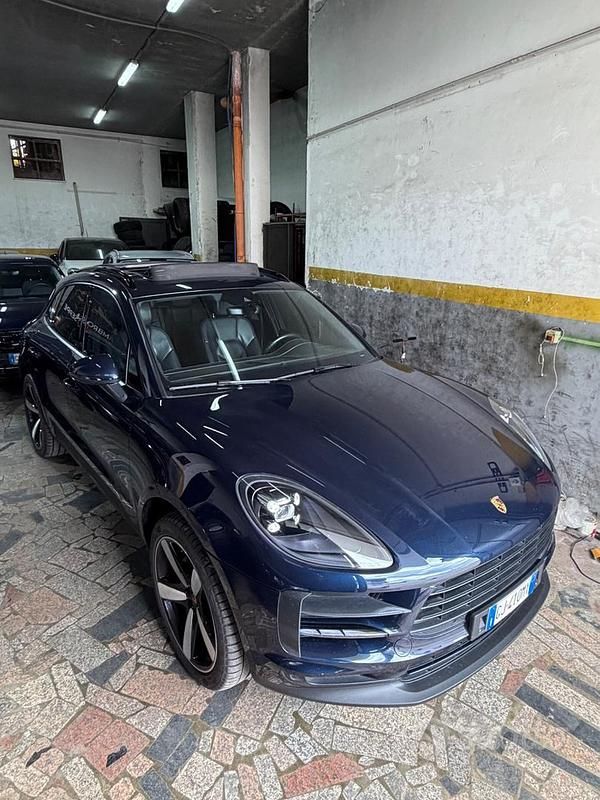 Usata Porsche Macan 245 CV (180 kW) 2020 Blu SUV