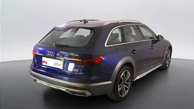 Usata Audi A4 Allroad Business 204 CV (150 kW) 2023 2d blu navarra metallizzato Station wagon