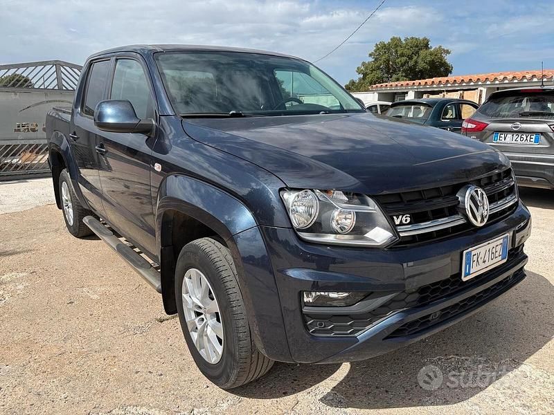 Usado VW Amarok 224 CV (164 kW) 2017 Azul Pickup/Camioneta