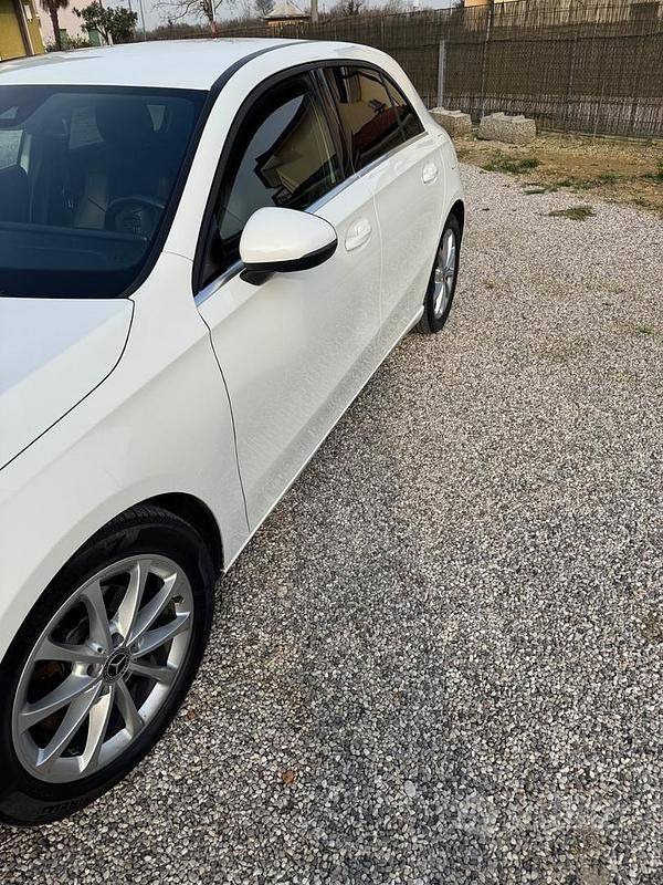 Usata Mercedes A180 Business 2019 Bianco